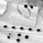 5 piece lucky five petal flower jewelry set