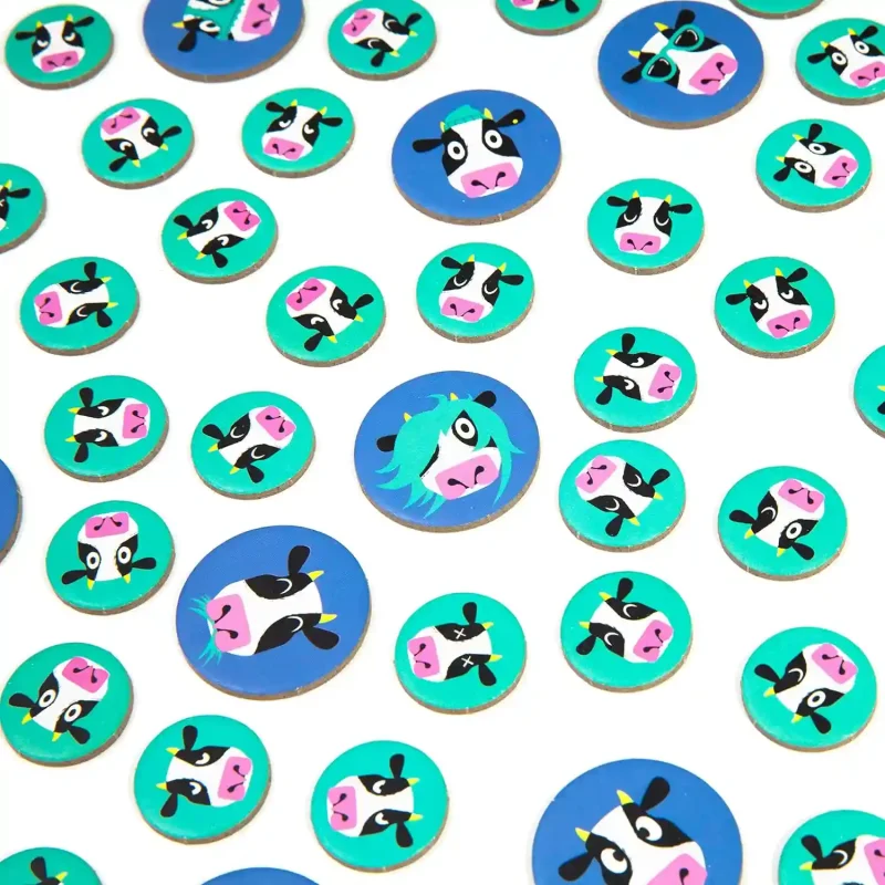 herd mentality: udderly funny family board game | easy & fun for big groups of 4 20 players | includes 20 extra exclusive questions